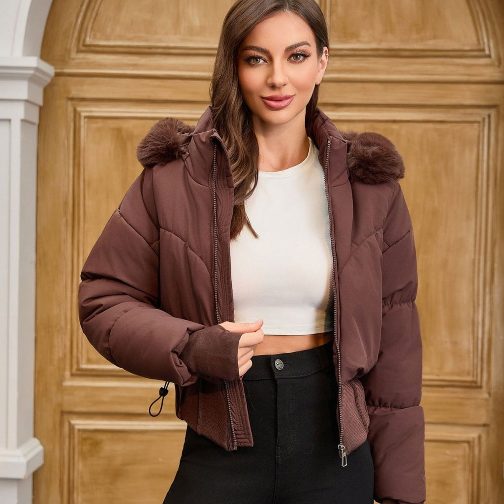 Kurze Damenjacke mit Kapuze - Avenil