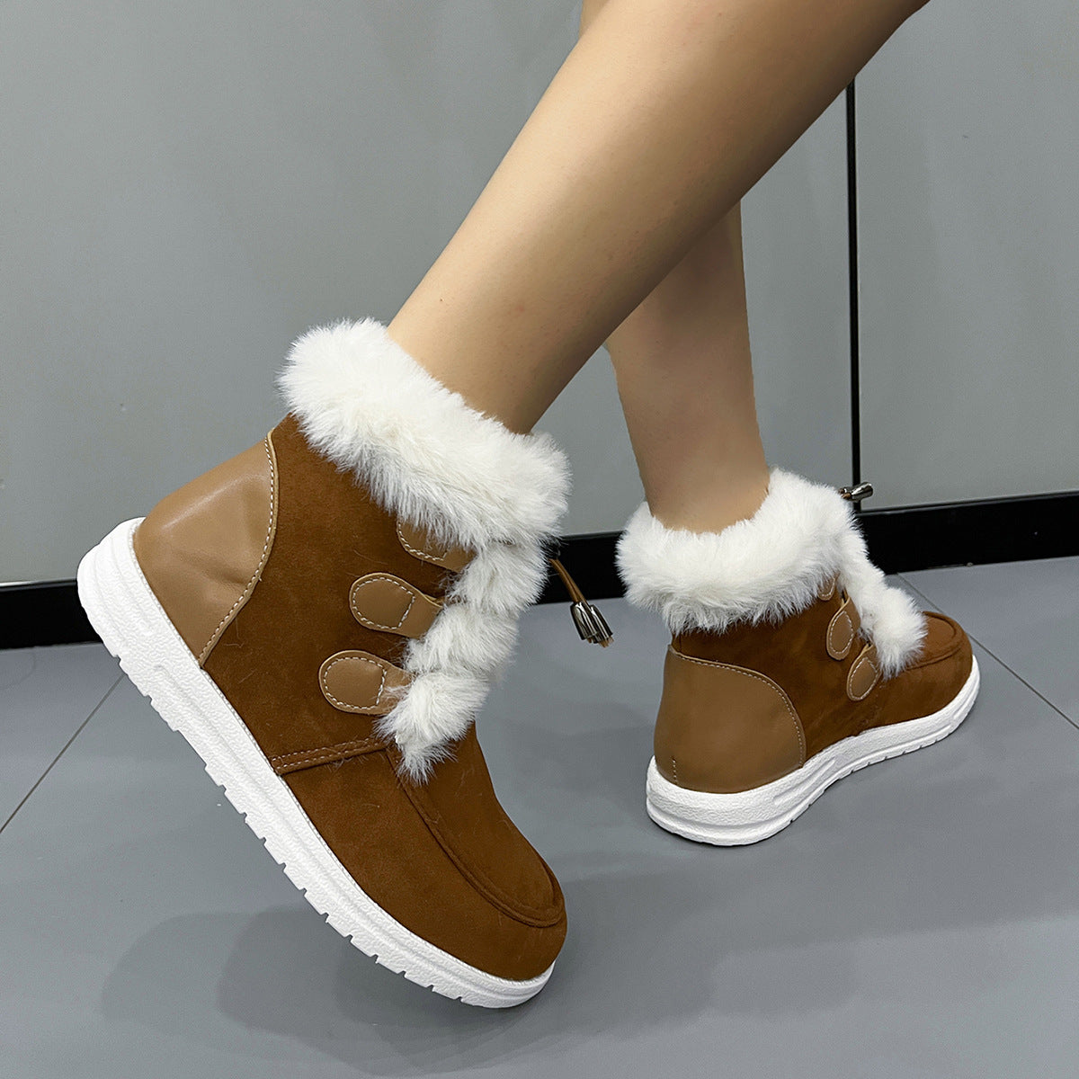 Winterliche Damenstiefelette mit Plüschoberfläche - Yseline