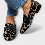 Damen Loafer Animalprint Slip-On mit Riegel – Yeny