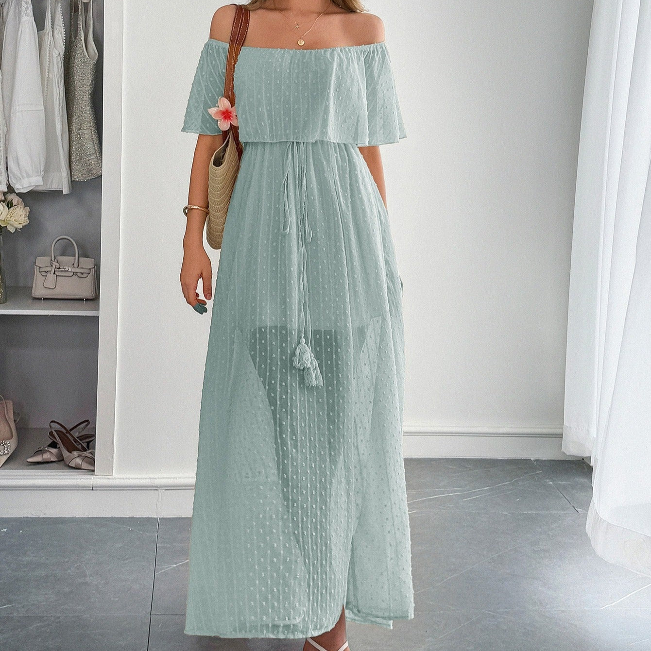 Langes Kleid aus Plumeti-Chiffon mit fließendem Bootsausschnitt - Noelia