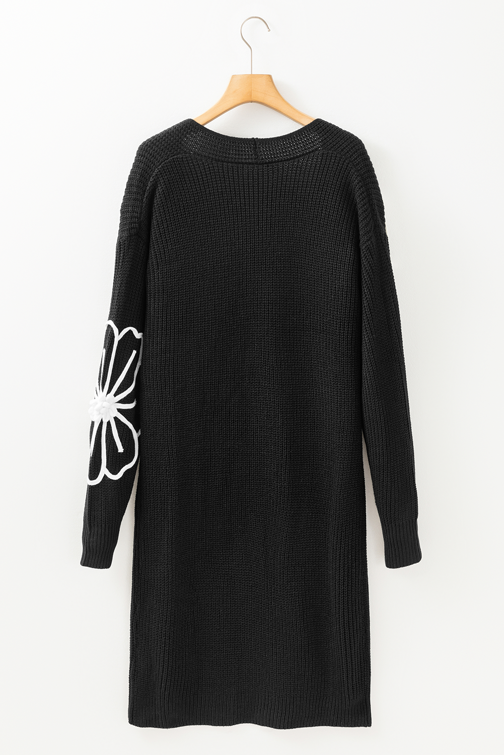 Arleth - Offene schulterfreie Duster-Strickjacke mit Blumenstickerei