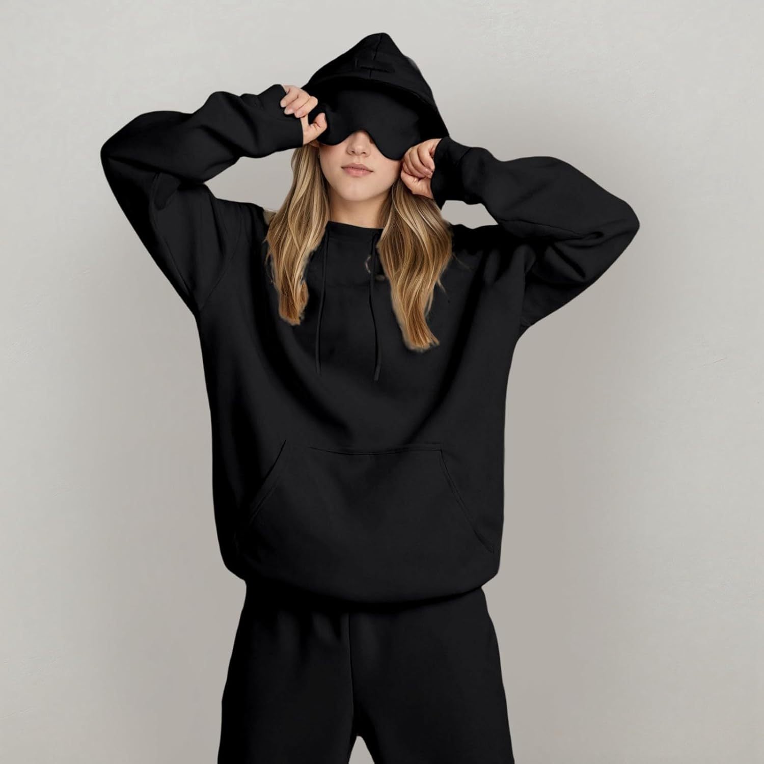 Sweatshirt und Jogginghose in lockerer Passform - Nina
