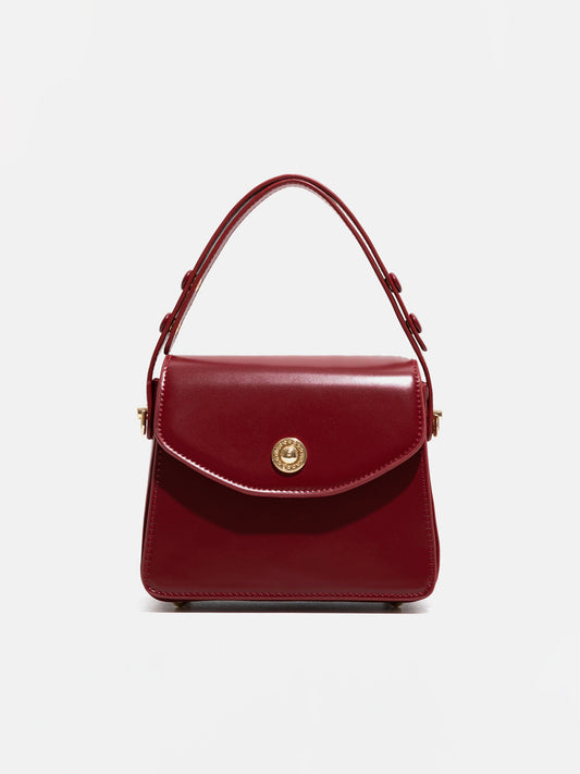 Sac à main pour femme avec rabat et finition élégante