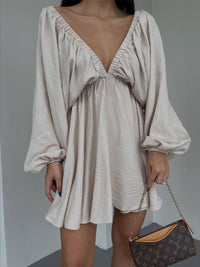 Larissa - Robe à col en V