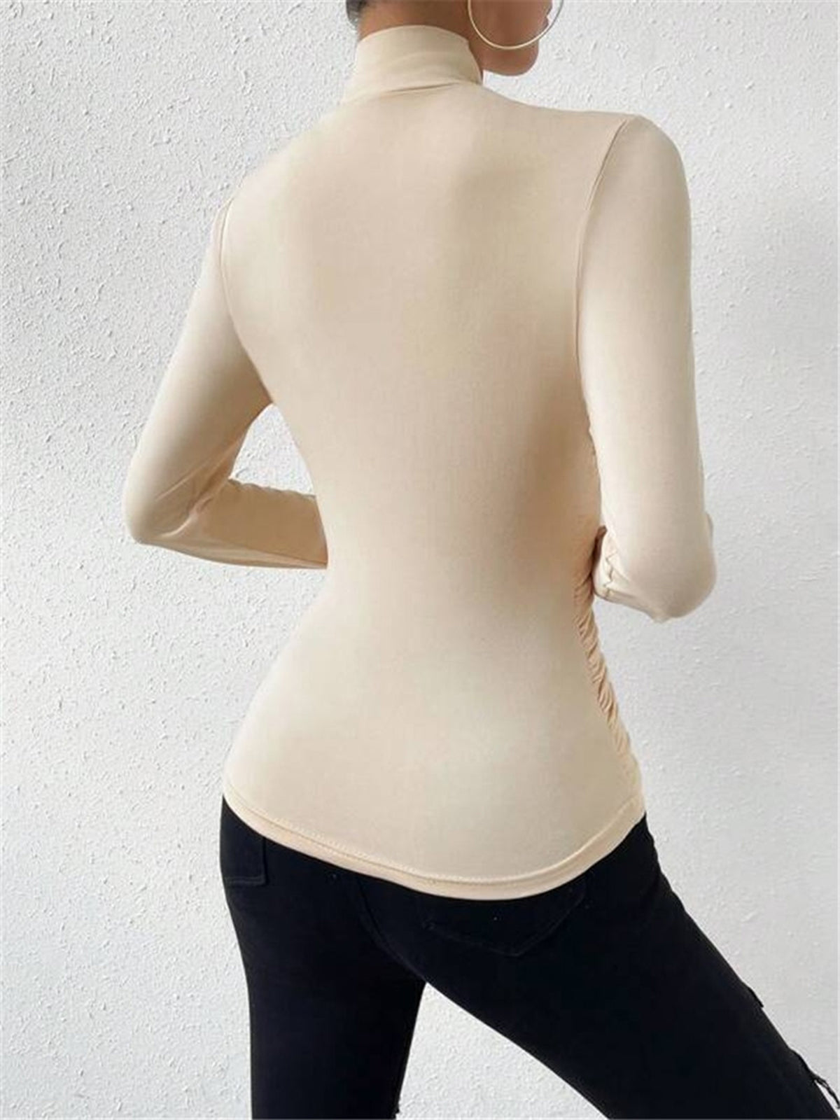 Gestricktes Damen-T-Shirt mit Stehkragen - Sigrunel