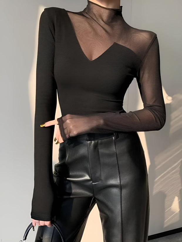 Layla - T-shirt asymétrique à empiècements en maille transparente