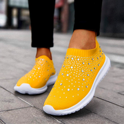 Jaune