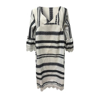 Aloria - Robe patchwork en dentelle à col en V rayée