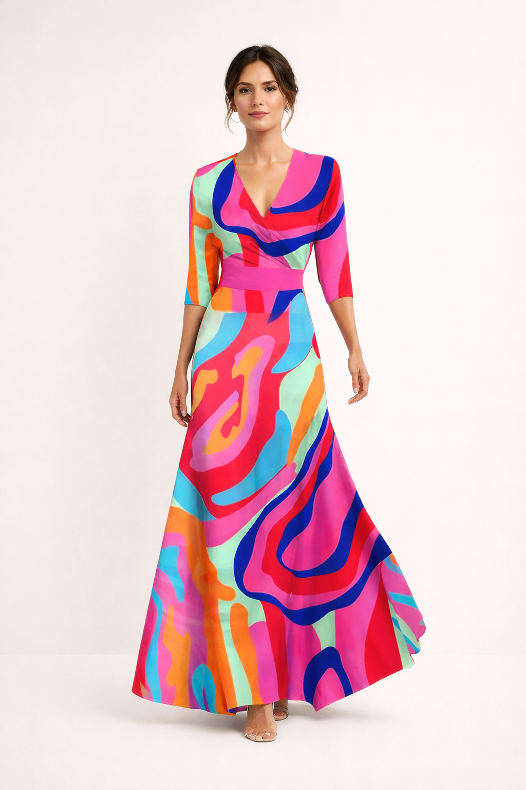 Lässiges bedrucktes Maxikleid mit Dreiviertel-Ärmeln und V-Ausschnitt - Belvara