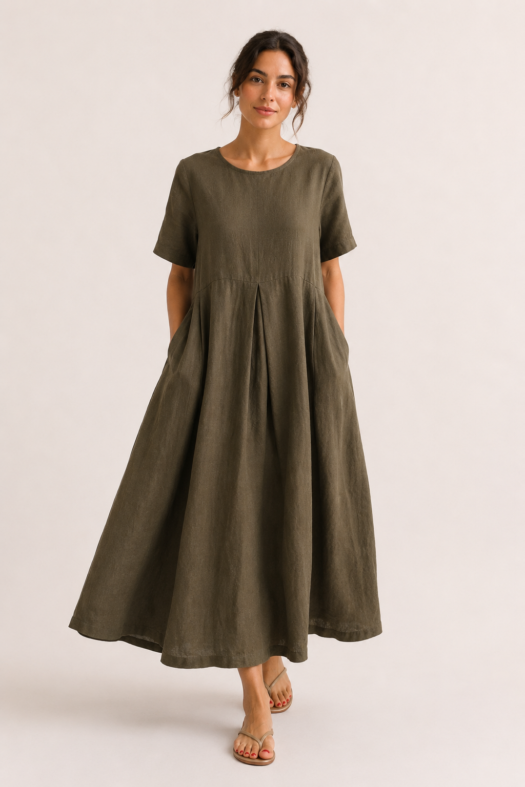 Langes Oversize-Kleid für Damen mit kurzen Ärmeln und Taschen – Gesine