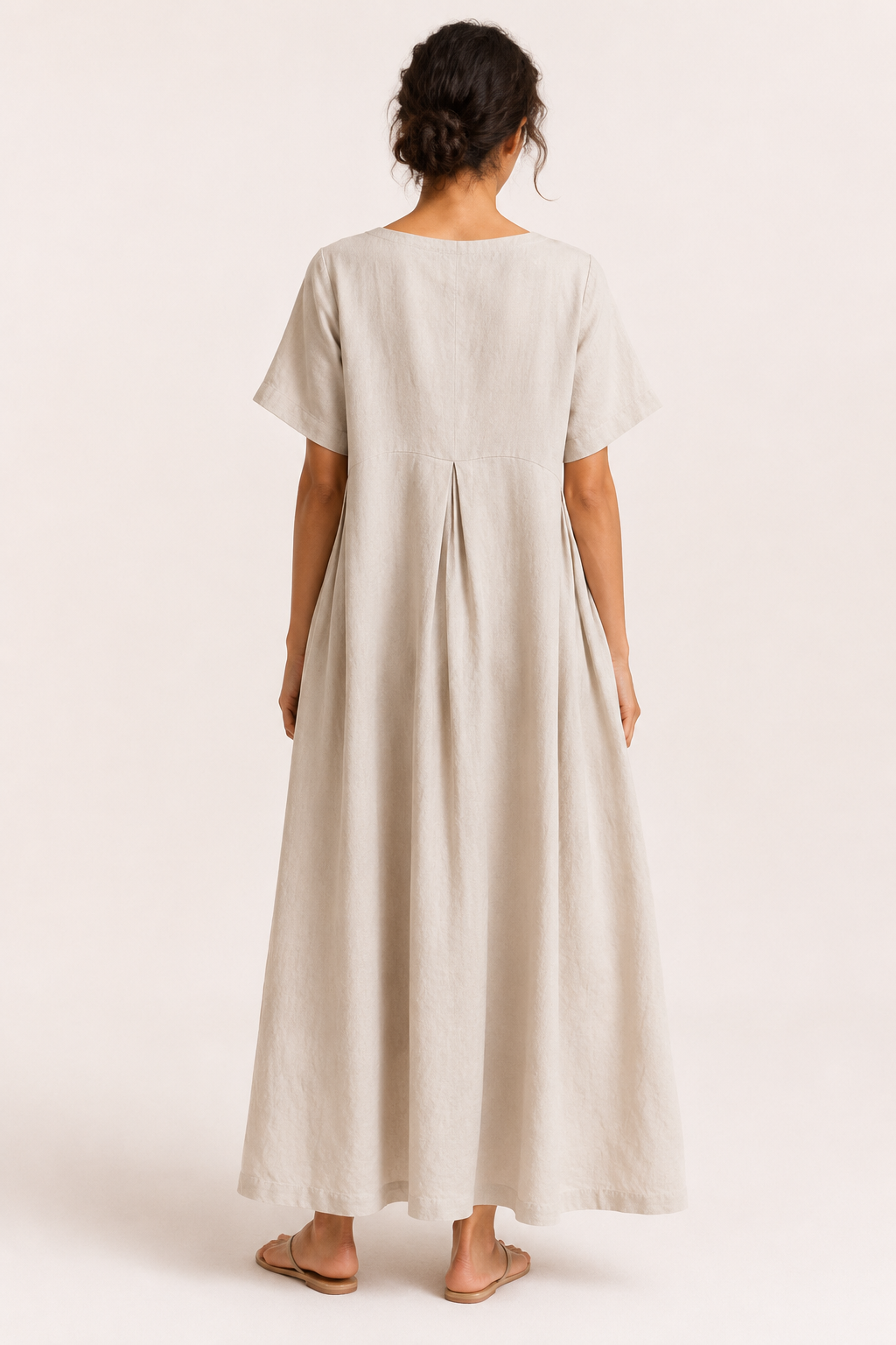 Langes Oversize-Kleid für Damen mit kurzen Ärmeln und Taschen – Gesine