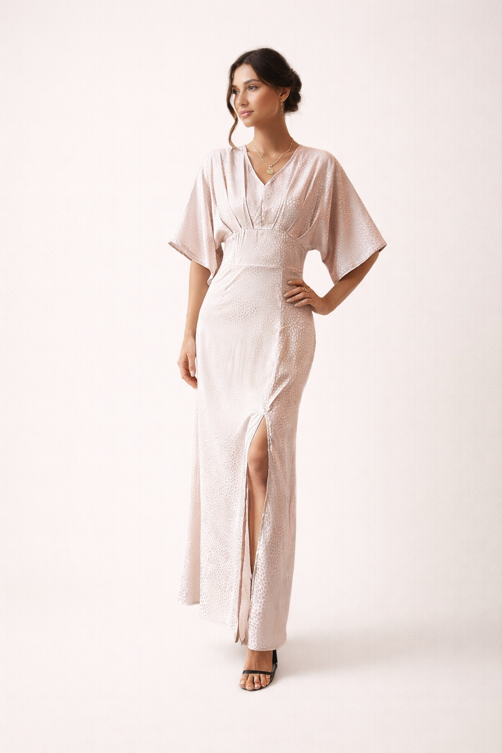 Bequemes kurzärmeliges Maxikleid mit Seitenschlitz - Fedra