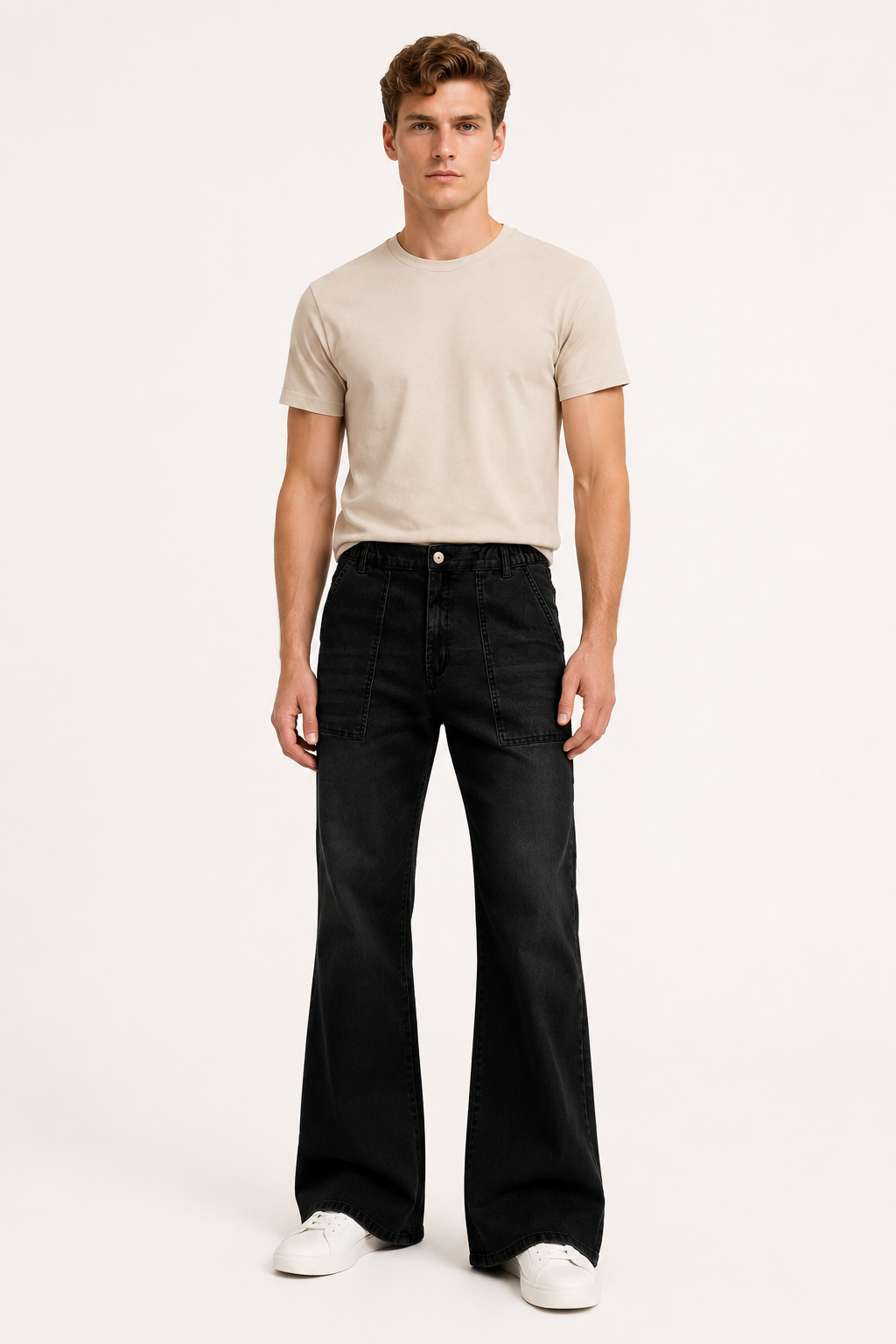 Herren-Jeans im Flare-Schnitt mit weitem Bein aus hell gewaschenem Denim – Konrad