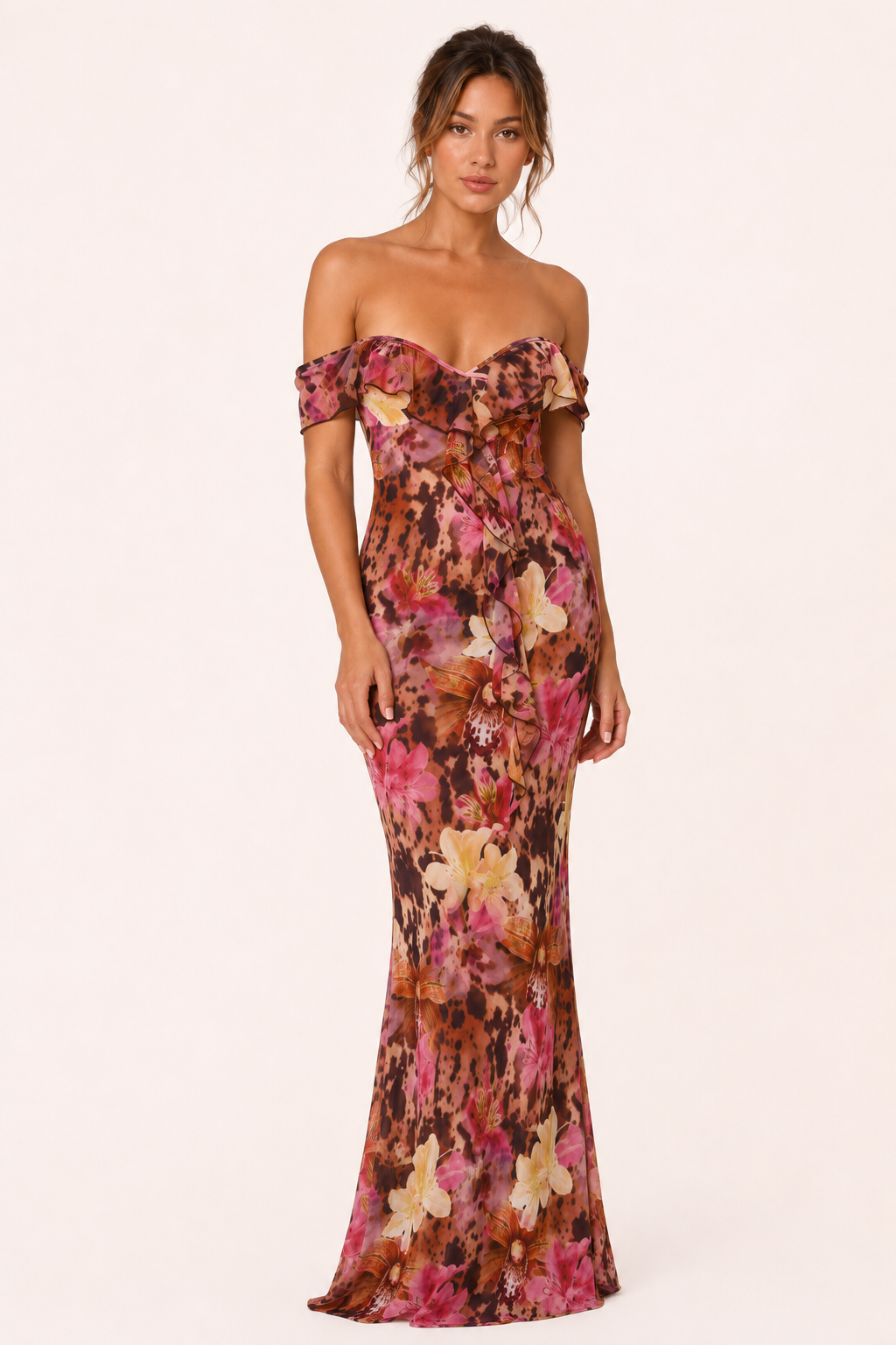 Langes, gemustertes Damenkleid mit freien Schultern – Käthe