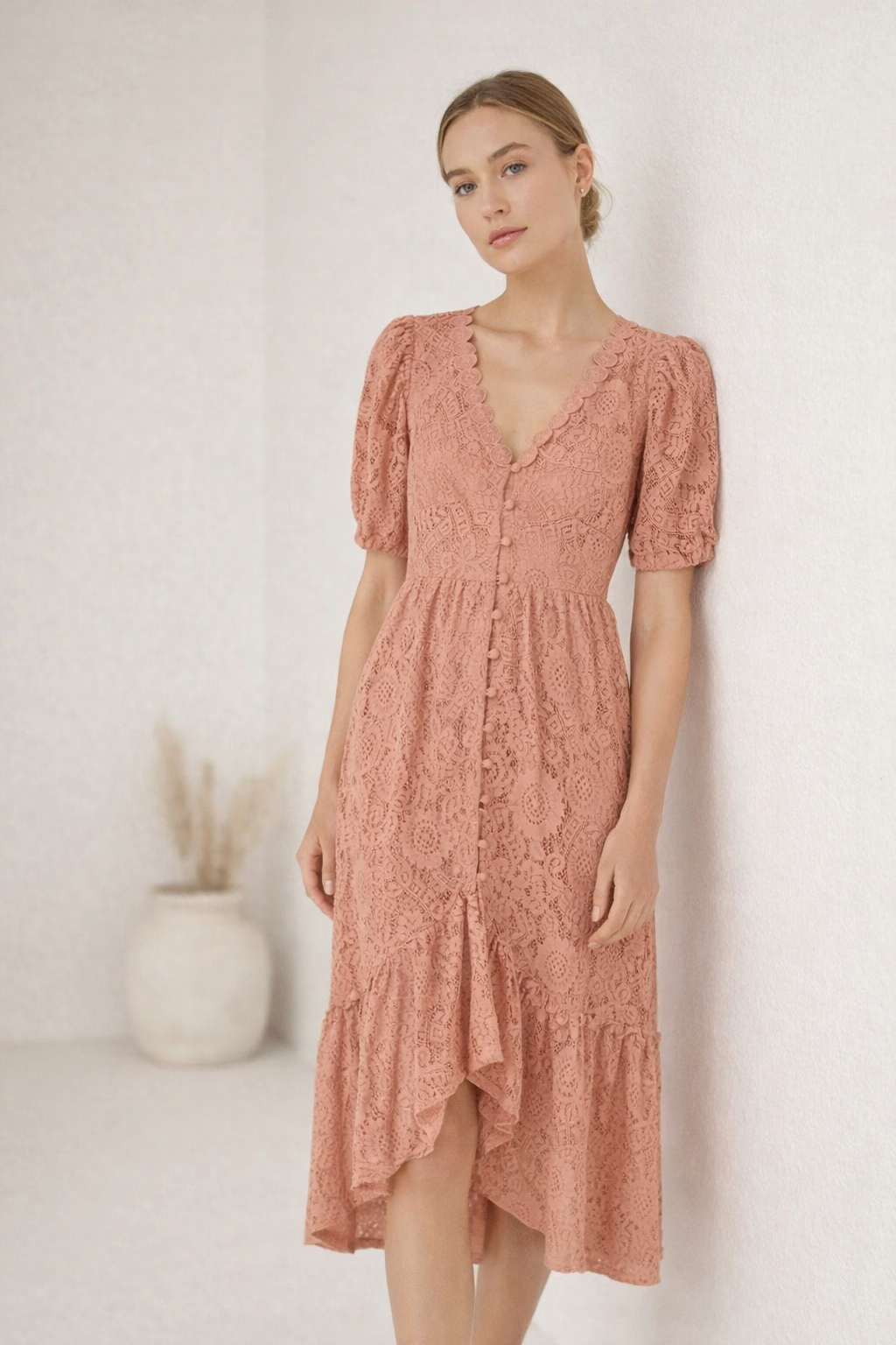 Damen-Spitzenkleid mit V-Ausschnitt - Valen