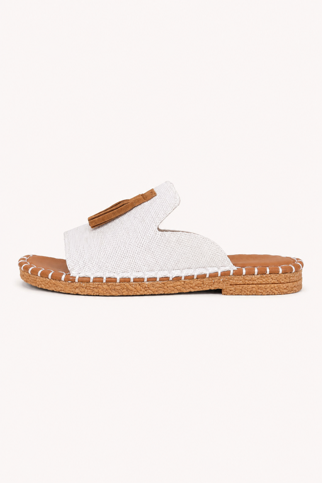 Flache Damensandalen mit Muster und Quasten – Meike