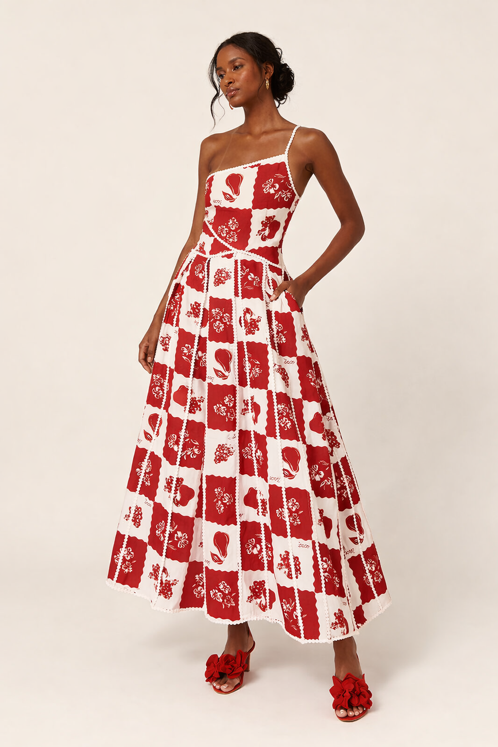 Asymmetrisches Maxikleid mit Blumendetail für Frauen - Savine
