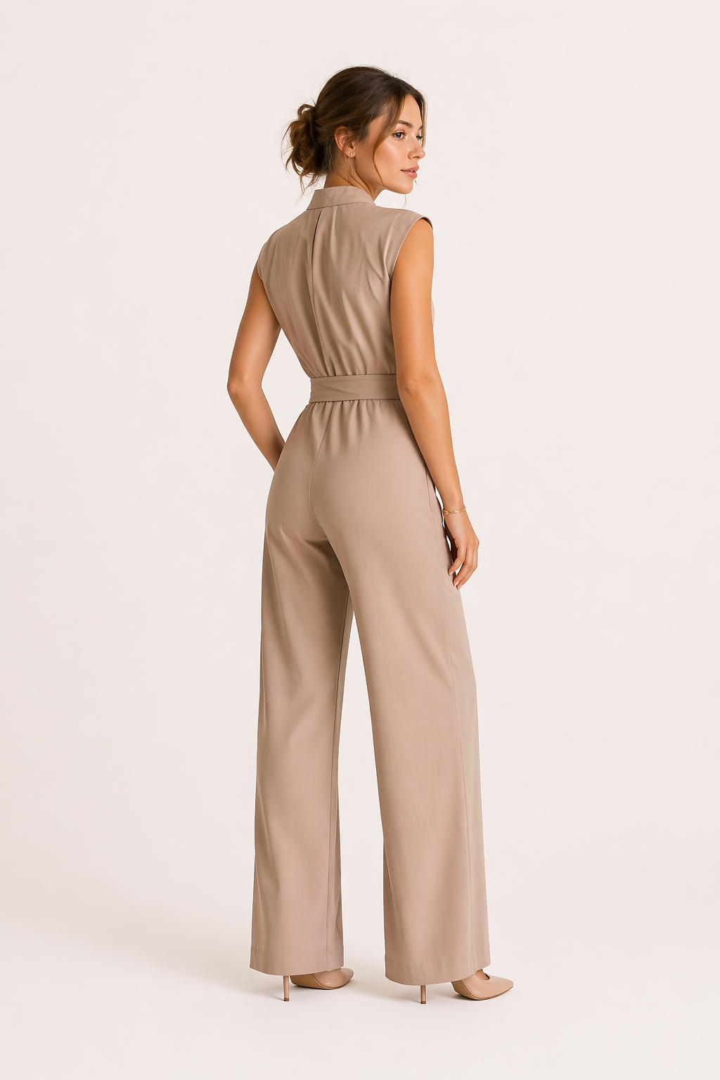 Eleganter Jumpsuit mit weitem Bein und Gürtel für Frauen - Marta