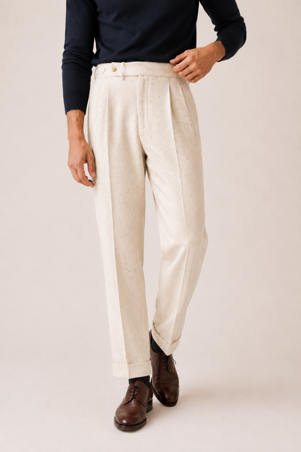 Locker sitzende Herren-Freizeithose mit geradem Bein und zwei Abnähern – Ewald