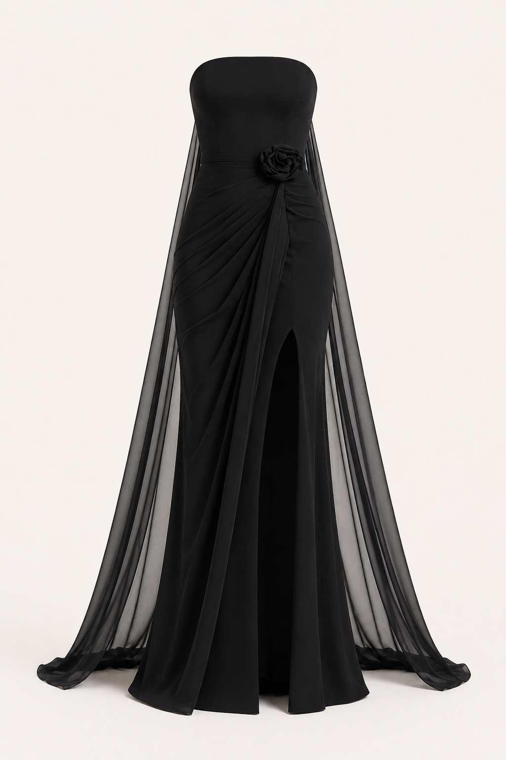 Langes, trägerloses Damenkleid mit Drapierung und Schlitz – Monika
