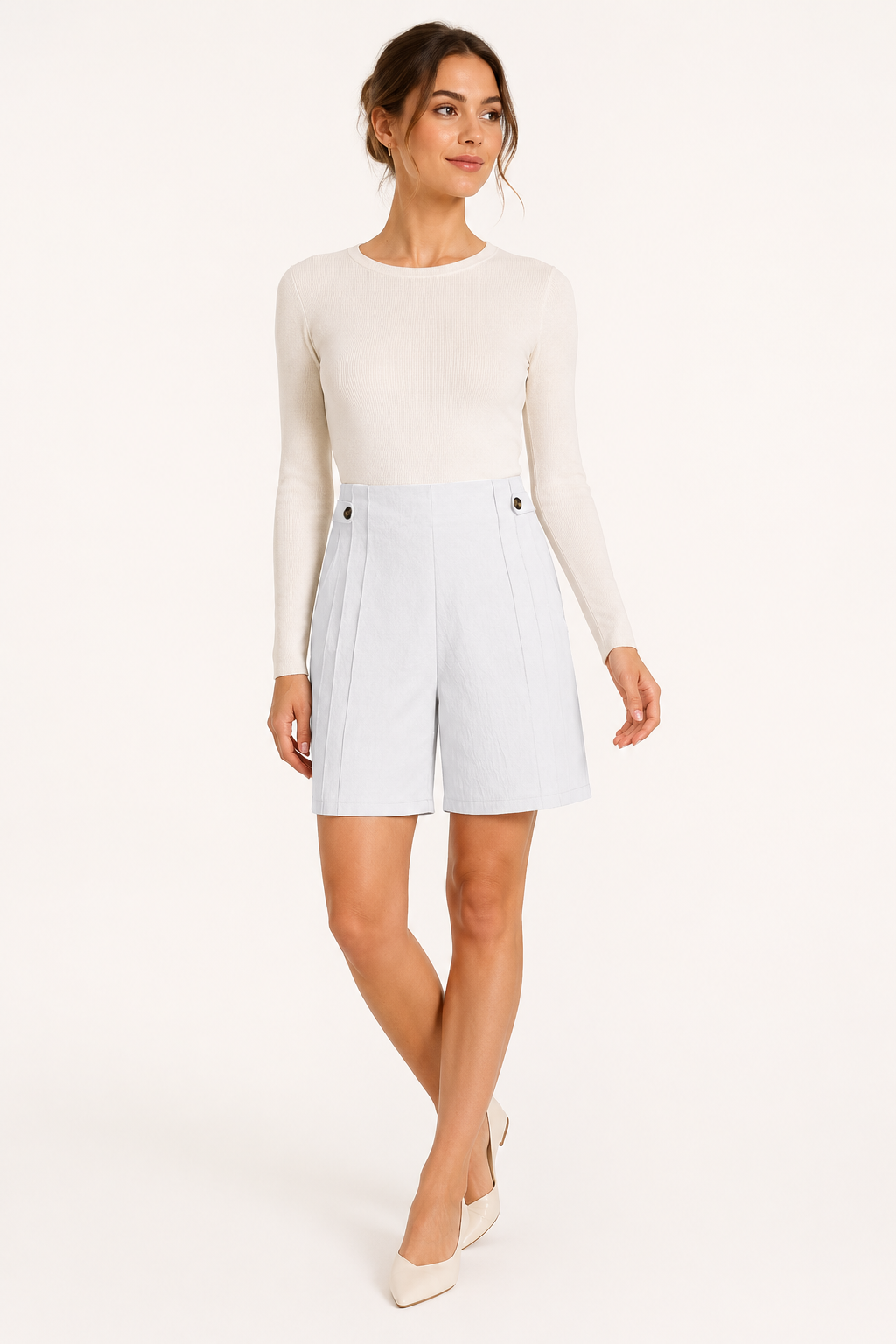 Hochgeschlossene Damen-Shorts mit seitlichen Knöpfen - Maren