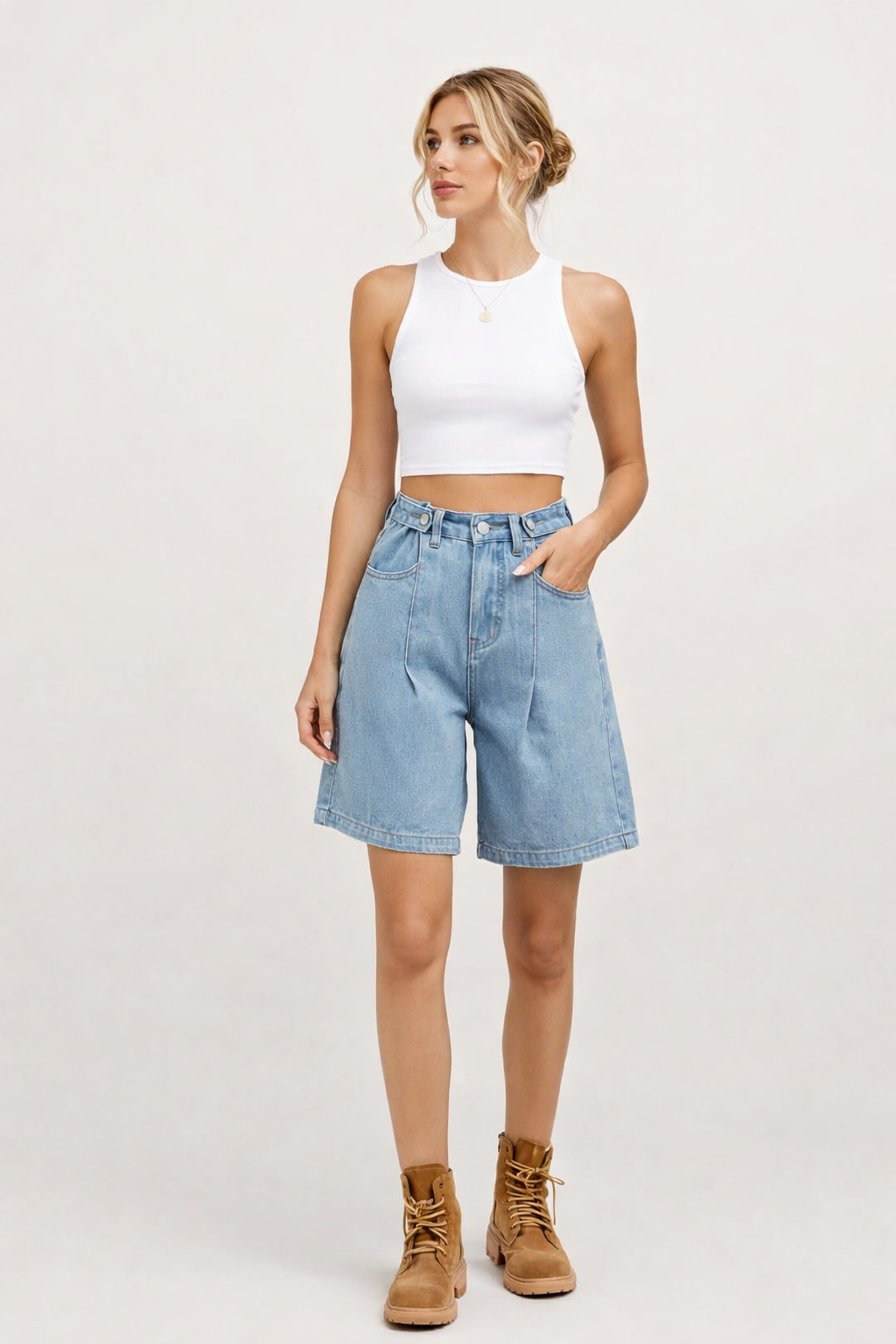 Damen Denim Bermuda Shorts mit verstellbaren Knöpfen - Erika