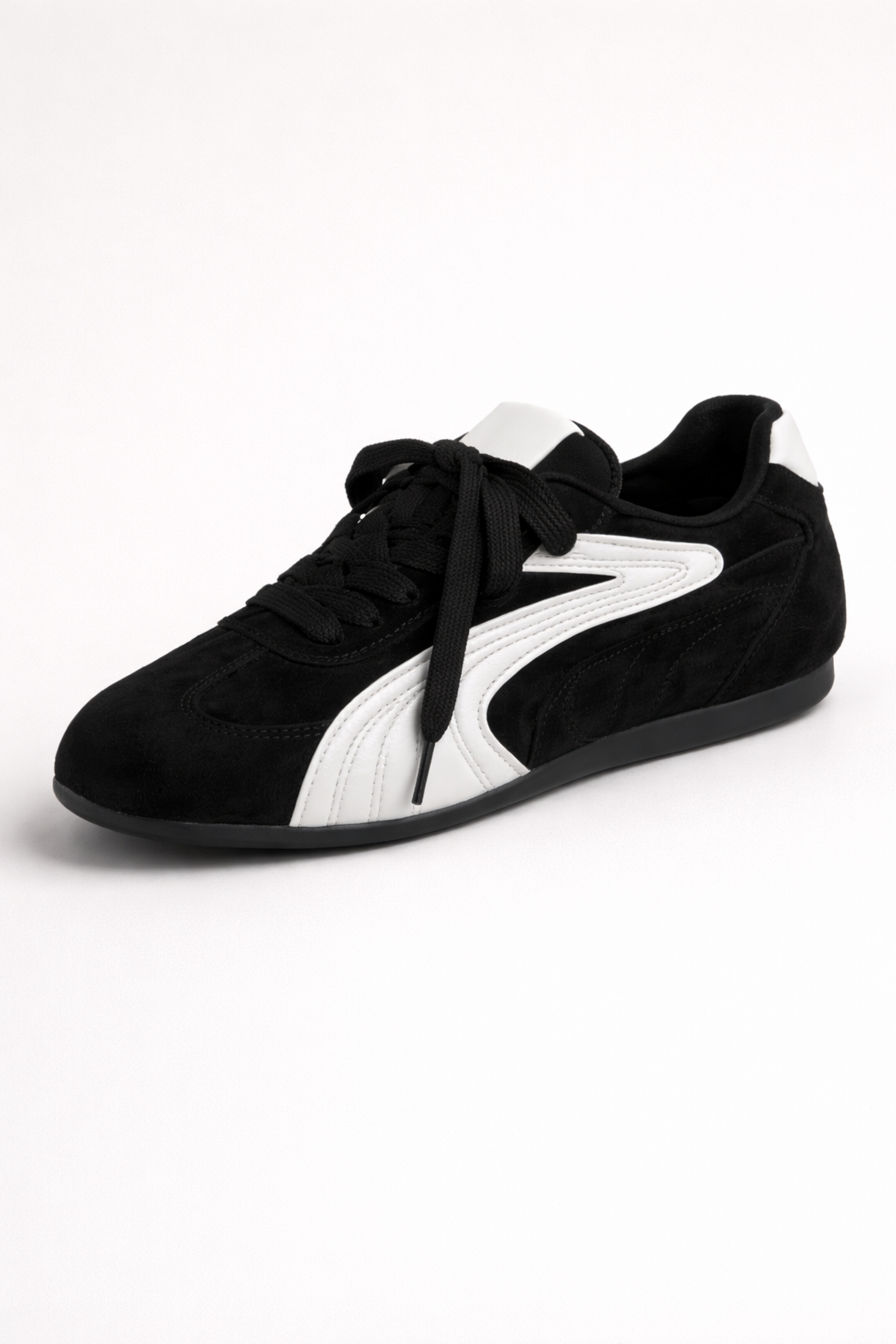 Retro-inspirierte Low-Profile-Turnschuhe für Frauen - Ivy