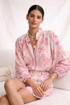 Geblümtes Damenset mit Bluse und Shorts mit Gürtel - Noara