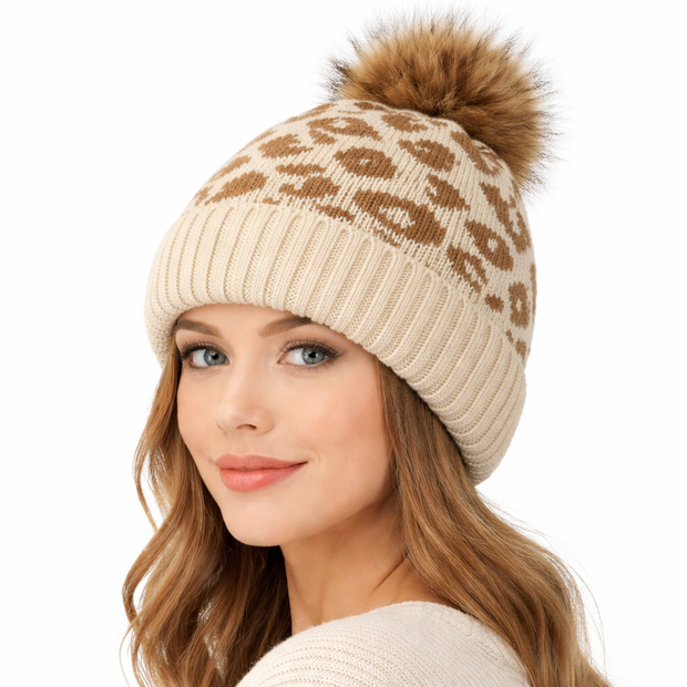 Einlagige Damenstrickmütze mit Bommel - Zireon