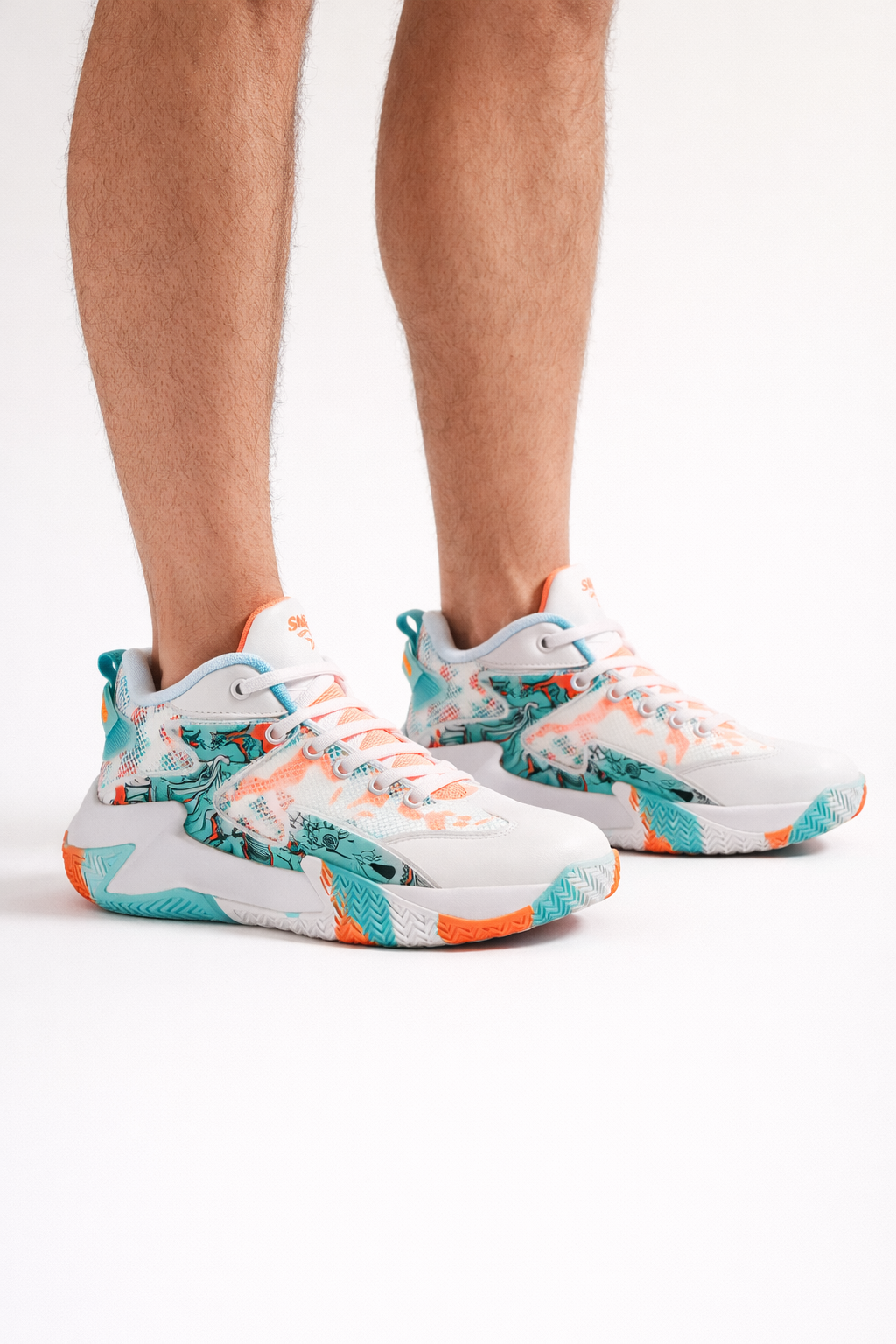Herren Basketball Sneaker Mid-Cut grafisches Print weiß türkis orange – Volker