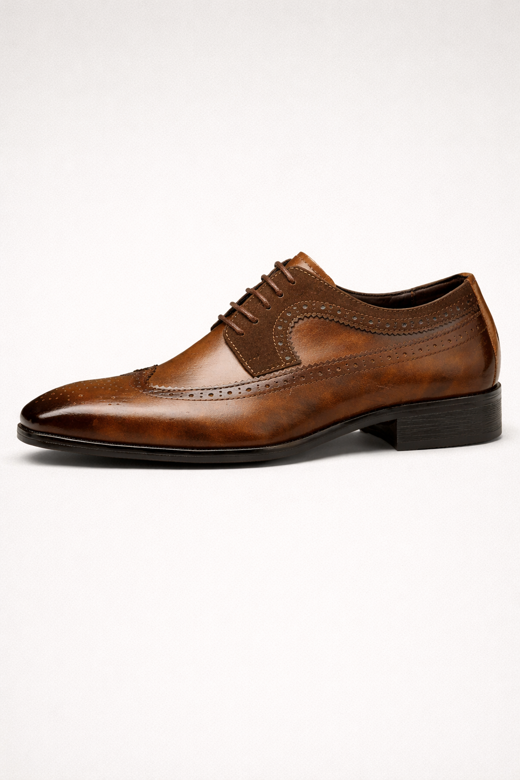 Klassische perforierte Oxford-Schuhe für Herren - Brevion