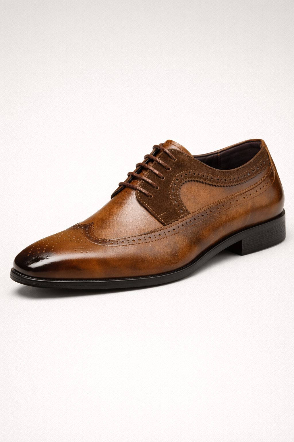 Klassische perforierte Oxford-Schuhe für Herren - Brevion