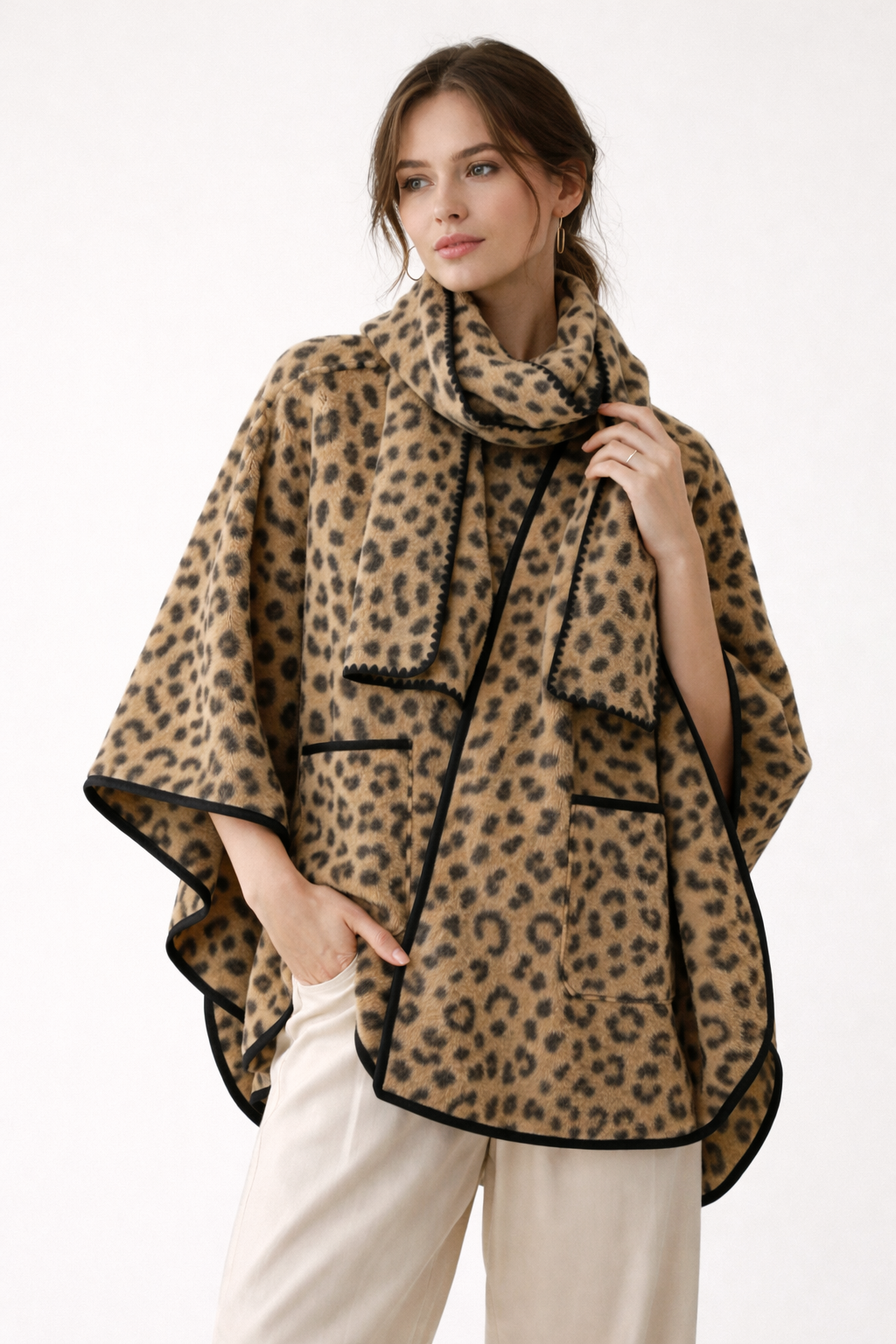 Gemusterter Mantel mit Poncho - Helena