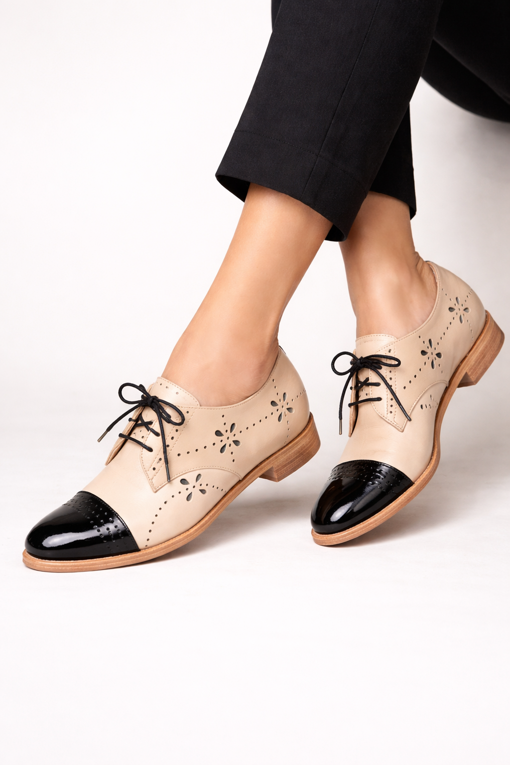 Damen Schnürschuhe mit elegantem Design - Désirée