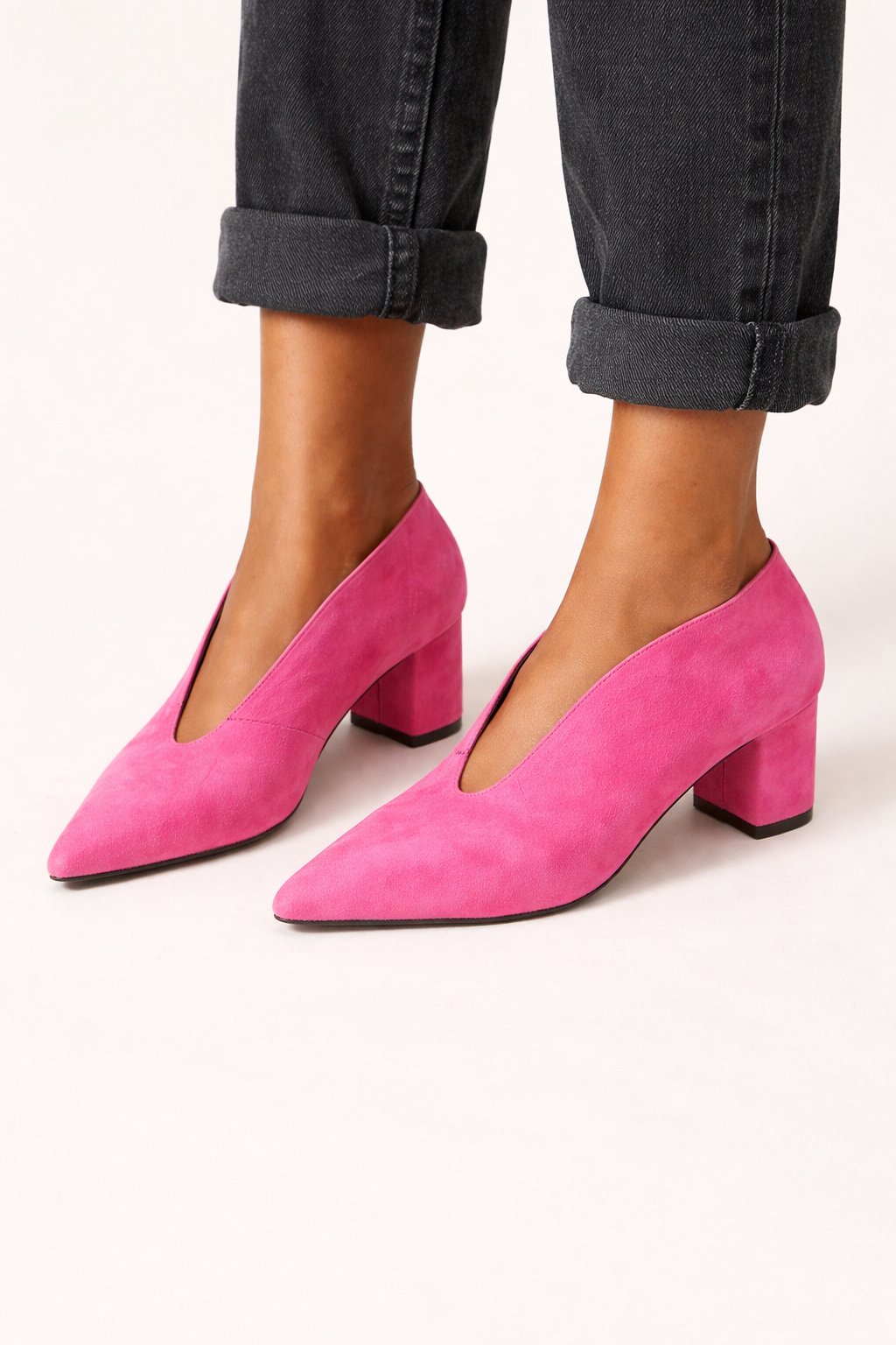 Geschlossene Damenschuhe mit mittelhohem Absatz - Virela