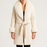Manteau long pour femme avec col en fourrure et ceinture - Margaretti