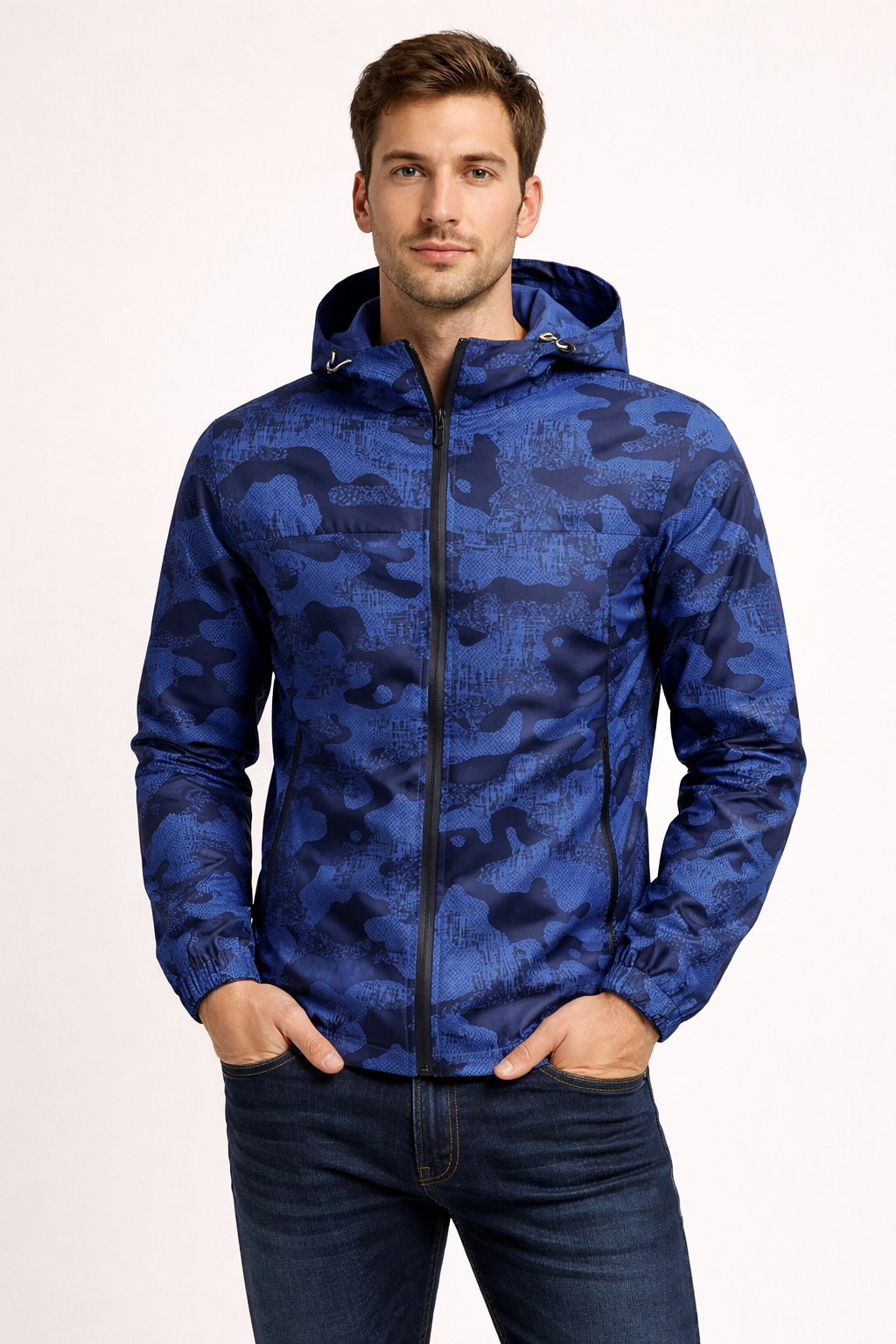 Leichte Herren-Kapuzenjacke im sportlichen Stil - Korex