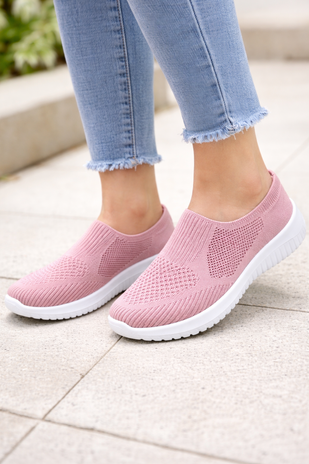 Slip-on-Turnschuhe für Frauen mit urbanem Komfort - Susy
