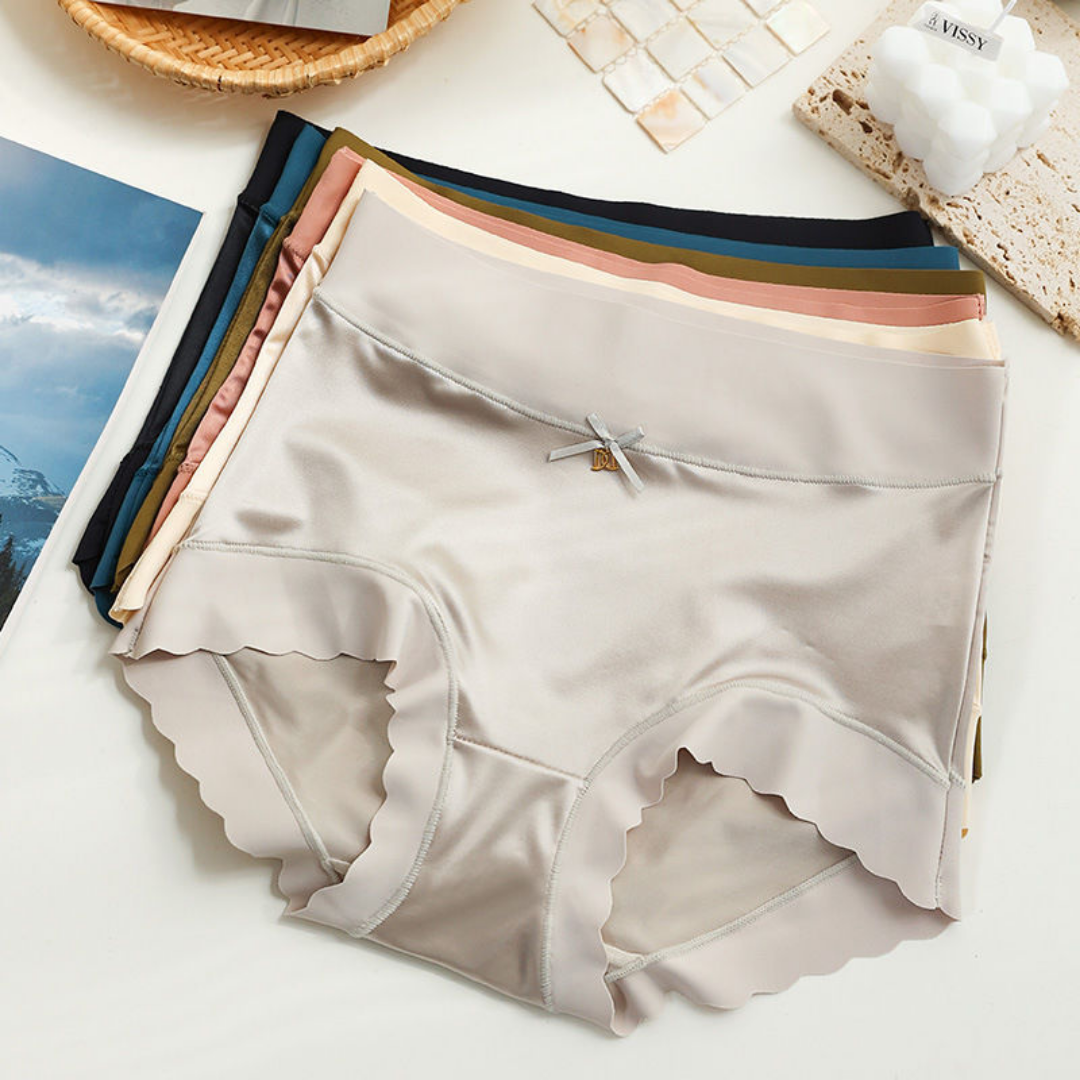 FINE - Slip en satin sans couture