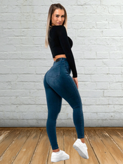 Bleu foncé