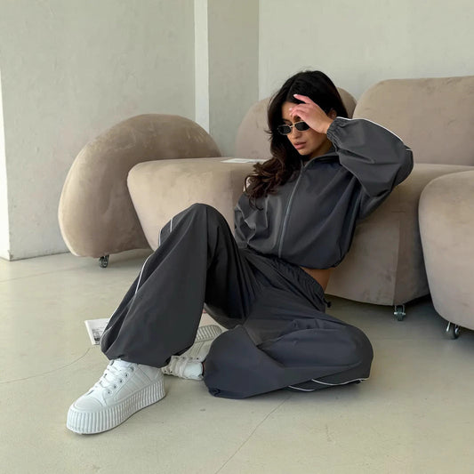 Sportliches Set mit Jacke und weiter Hose - Giada