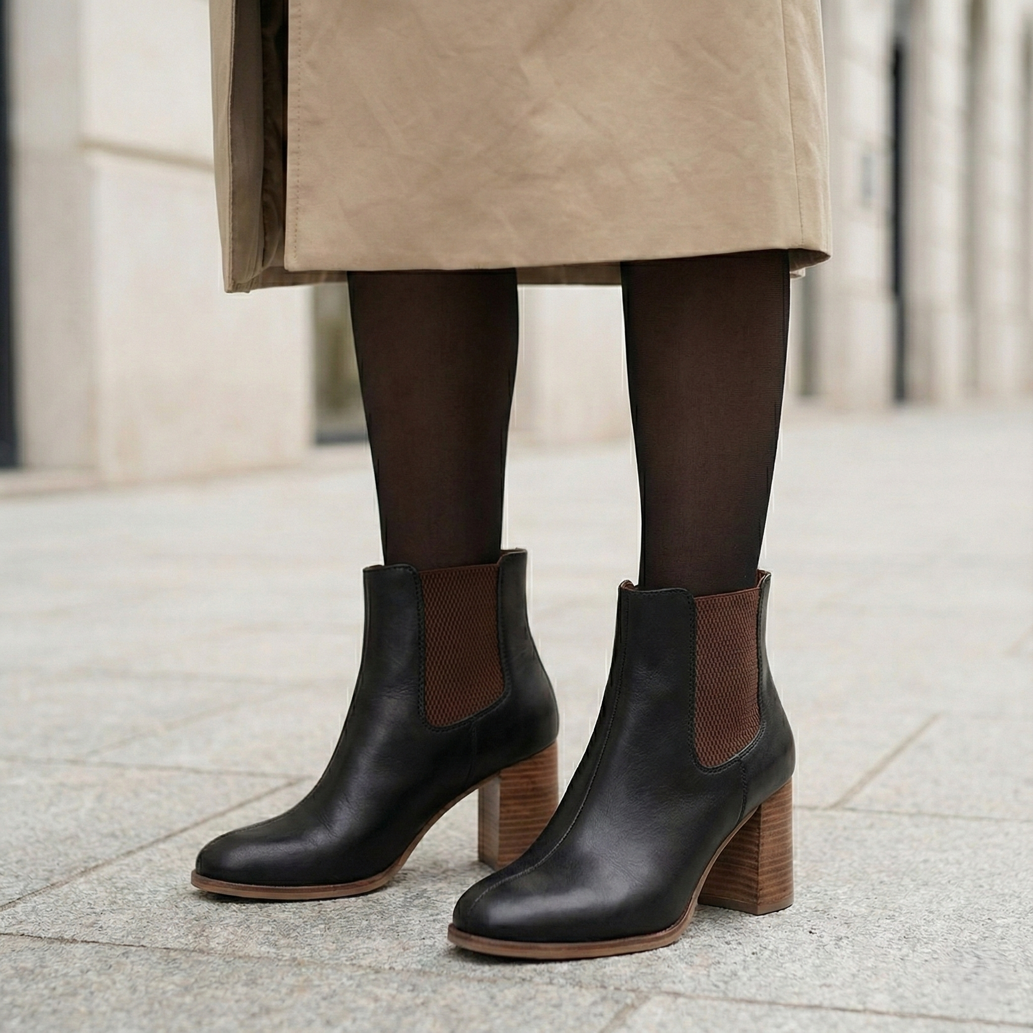Geometrische Damenstiefeletten mit Gummizug - Rous