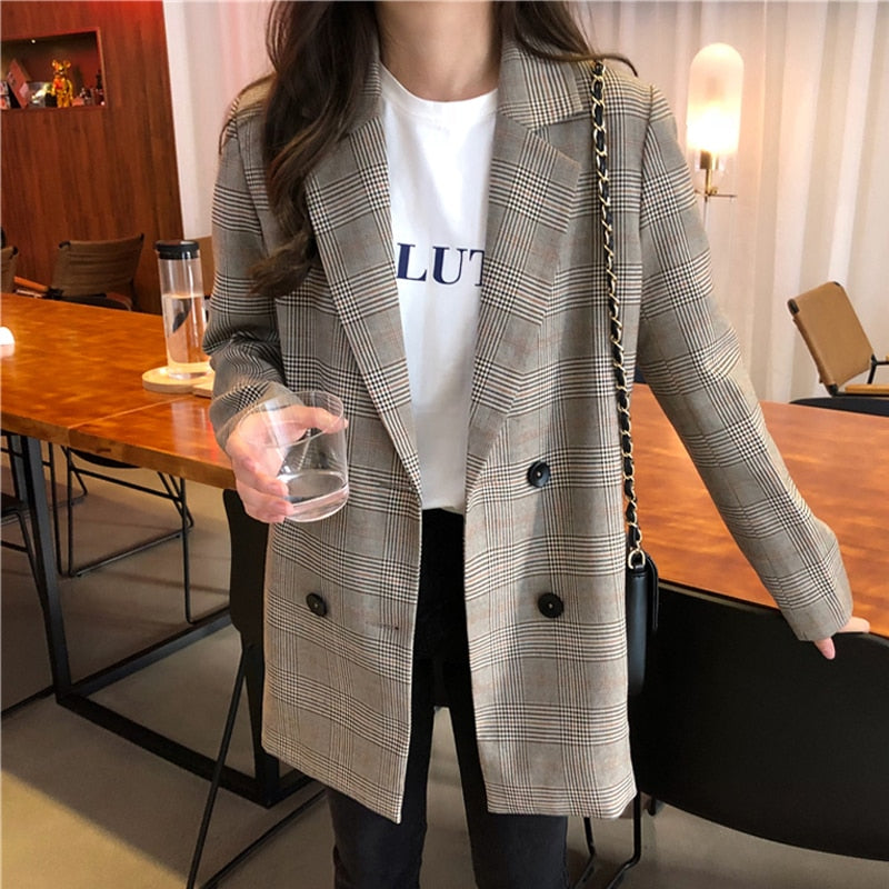 Carinesse - Blazerjacke mit Vintage-Karos Chic und Lässigkeit
