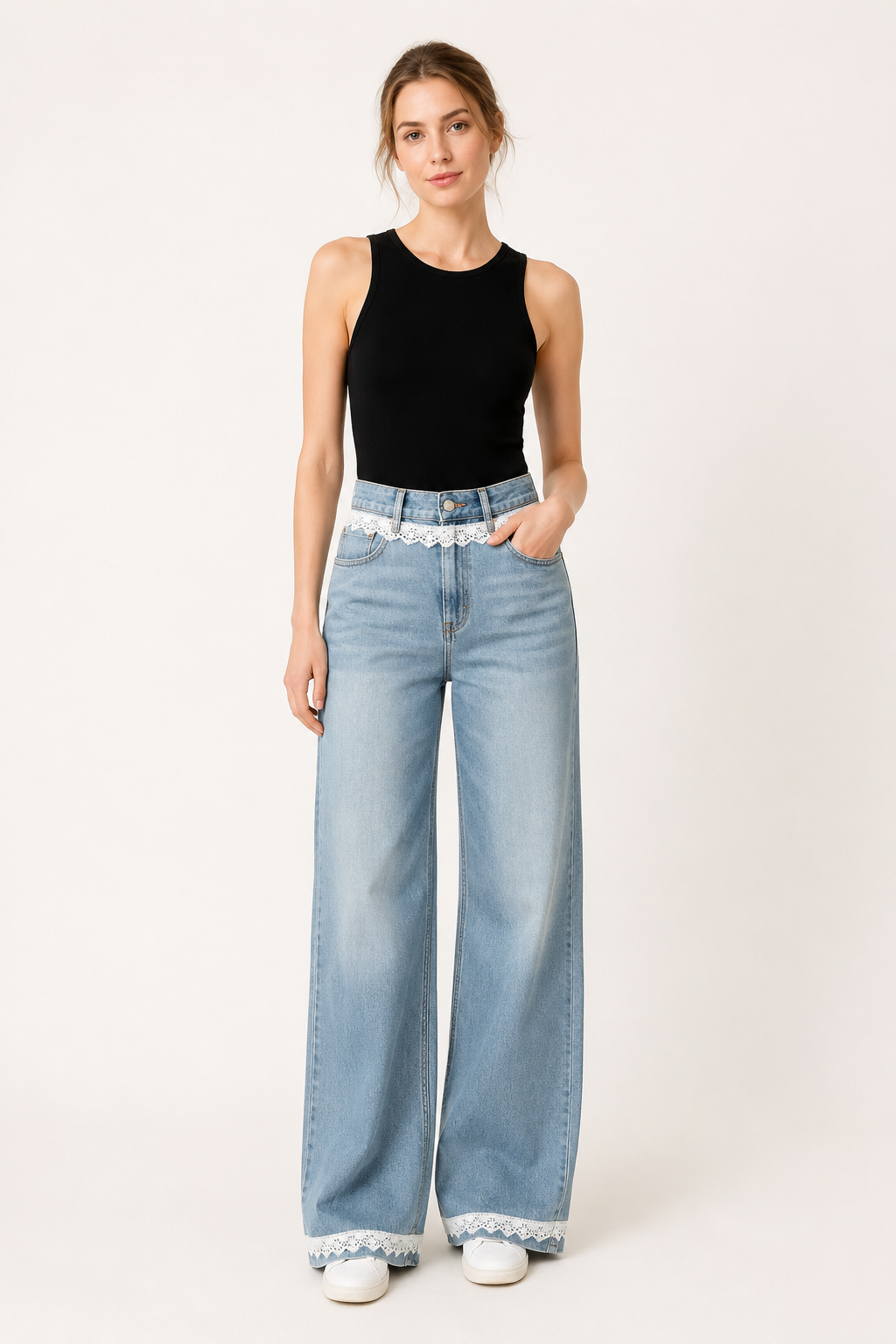Damenjeans mit weitem Bein, hoher Leibhöhe und Spitzenverzierung – Irma