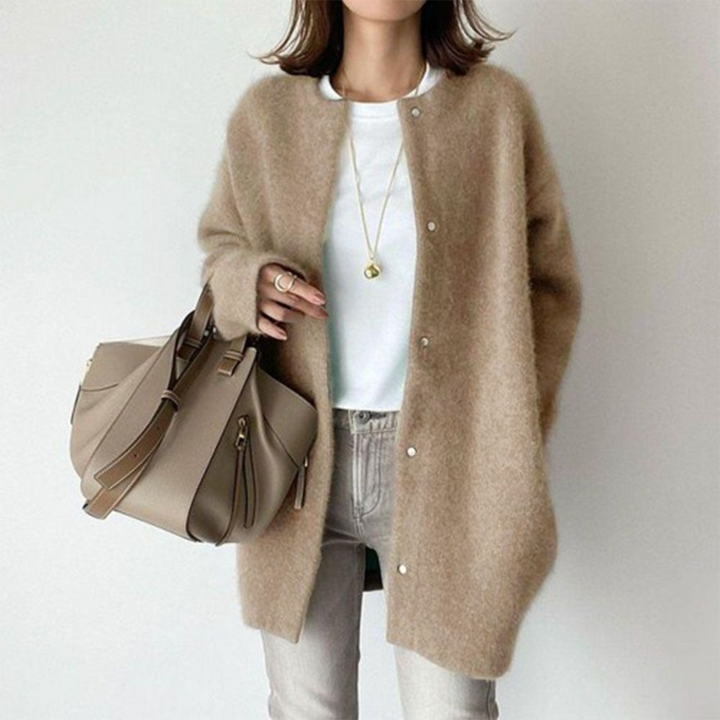 Sandrine – Strickjacke – Elegante Weichheit für den Alltag