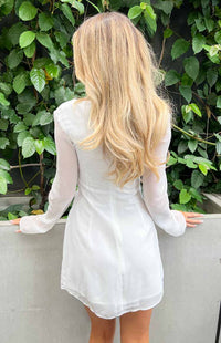 Constanza - Mini robe blanche à manches longues
