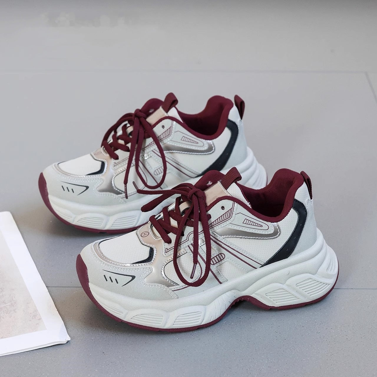 Ergonomisch geformte Damen-Tennisschuhe - Vera