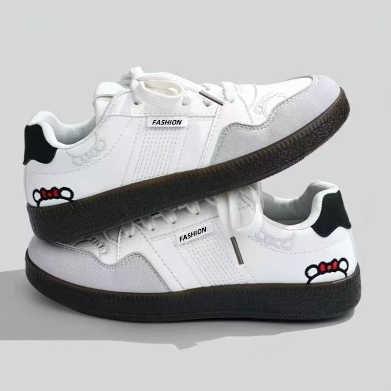 Damen Court Casual Tennisschuhe mit gesticktem Detail - Katherine