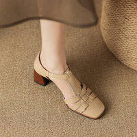 Karolanne - Chaussures à talons blocs à bout carré et bride en T