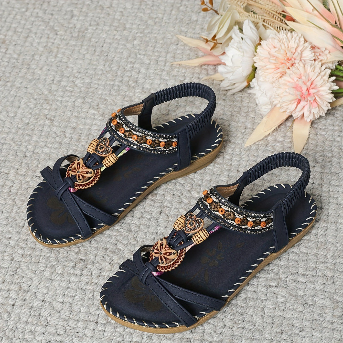 Damen Sandalen mit Blumenstickerei und Bohème-Stil - Alma